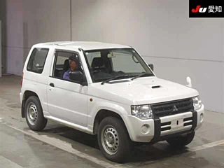 MITSUBISHI PAJERO MINI 2011