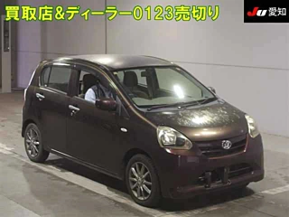 DAIHATSU MIRA E S 2012