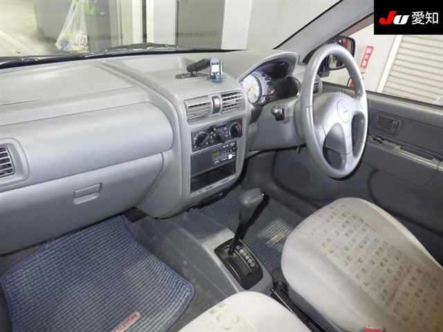 MITSUBISHI MINICA 2010