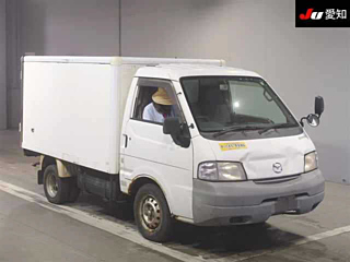 MAZDA BONGO 2004