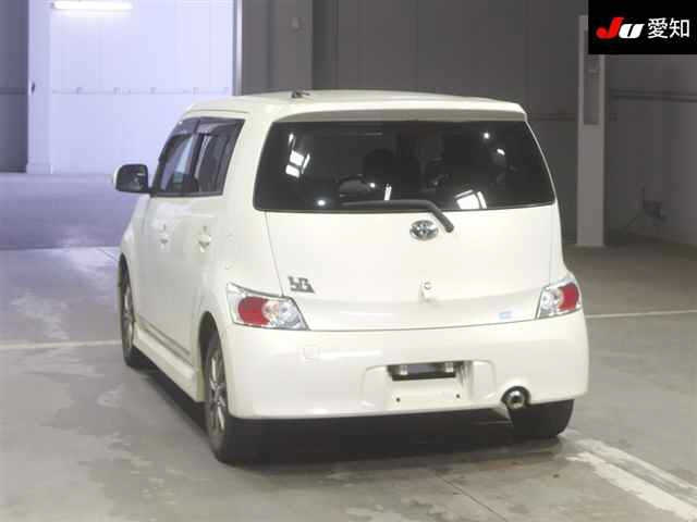 TOYOTA BB 2009