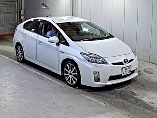 TOYOTA PRIUS 2011