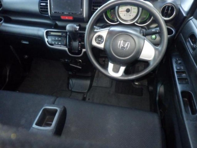HONDA N BOX 2013