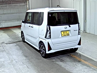 DAIHATSU TANTO 2025