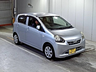 TOYOTA PIXIS EPOCH 2013