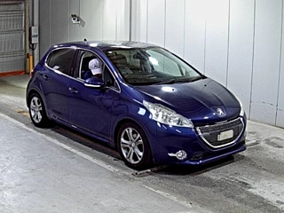 PEUGEOT 208 2014