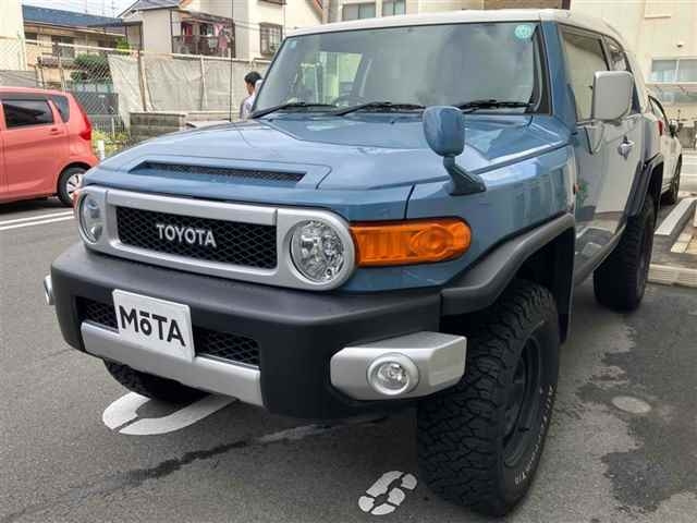 TOYOTA FJ CRUISER 2017