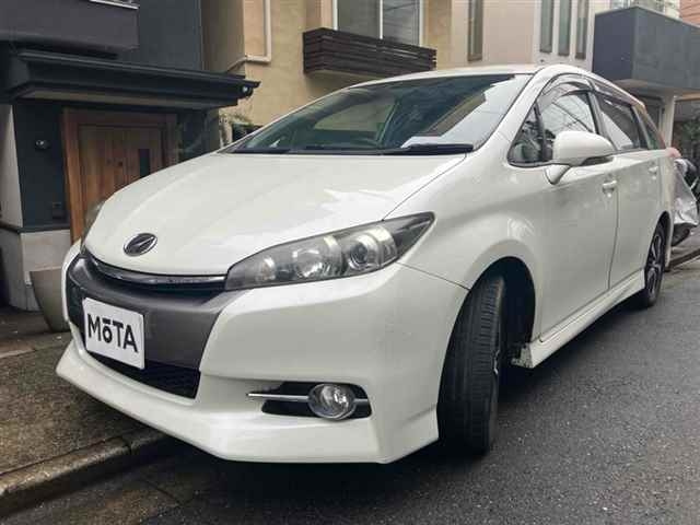 TOYOTA WISH 2015
