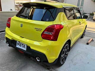 SUZUKI SWIFT 2023