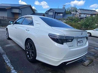 TOYOTA MARK X 2017