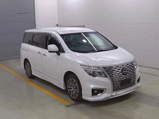 NISSAN ELGRAND 2022