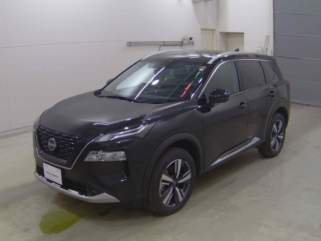 NISSAN X-TRAIL 2025