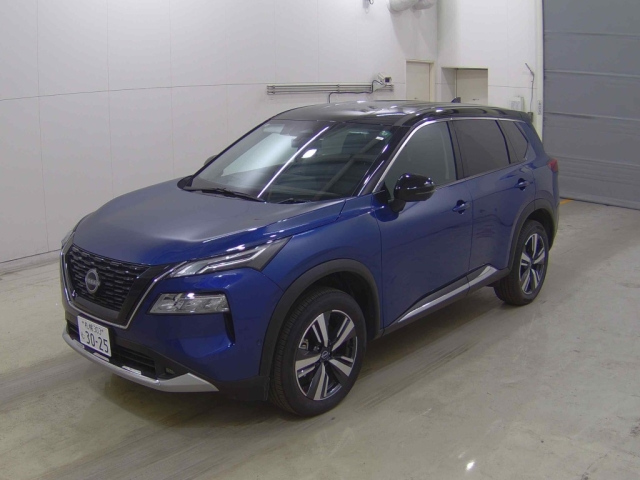 NISSAN X-TRAIL 2024