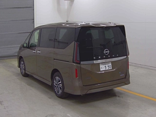 NISSAN SERENA 2025