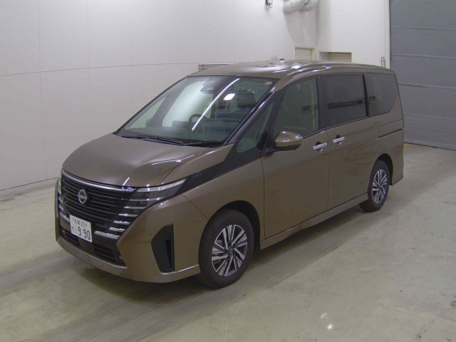NISSAN SERENA 2025