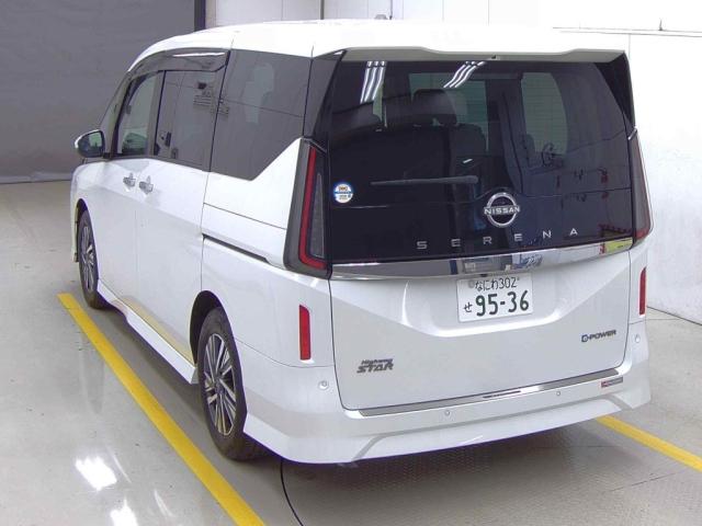 NISSAN SERENA 2023