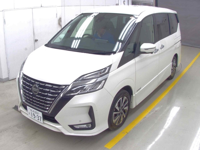 NISSAN SERENA 2019