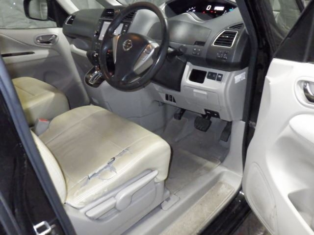 NISSAN SERENA 2013