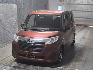 TOYOTA ROOMY 2020