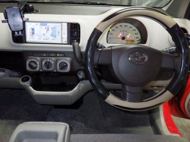 TOYOTA PASSO 2010