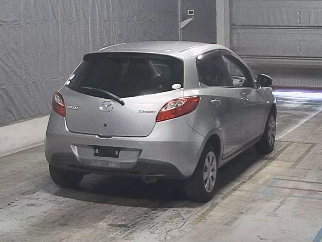 MAZDA DEMIO 2011