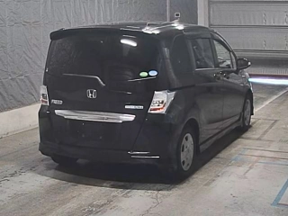 HONDA FREED 2013