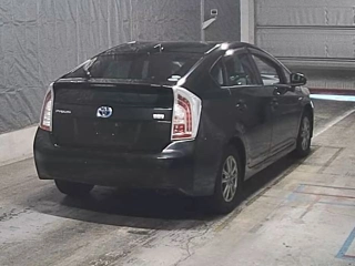 TOYOTA PRIUS 2015