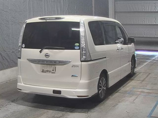 NISSAN SERENA 2014