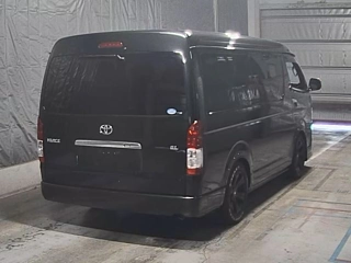 TOYOTA HIACE 2020