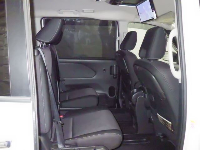 NISSAN SERENA 2019