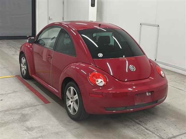 VOLKSWAGEN NEW BEETLE 2008