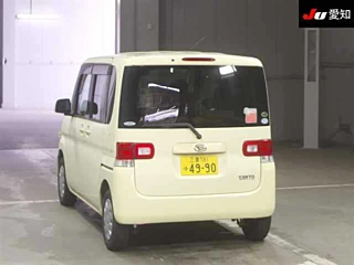 DAIHATSU TANTO 2009