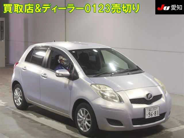TOYOTA VITZ 2010