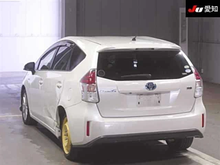TOYOTA PRIUS ALPHA 2014