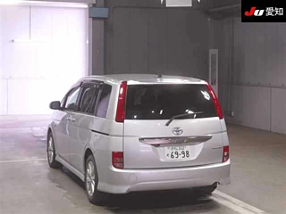 TOYOTA ISIS 2008