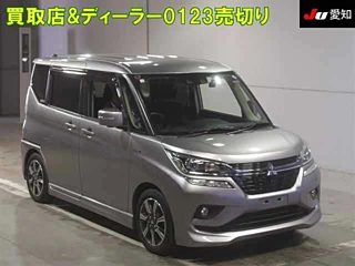 MITSUBISHI DELICA D2 2018