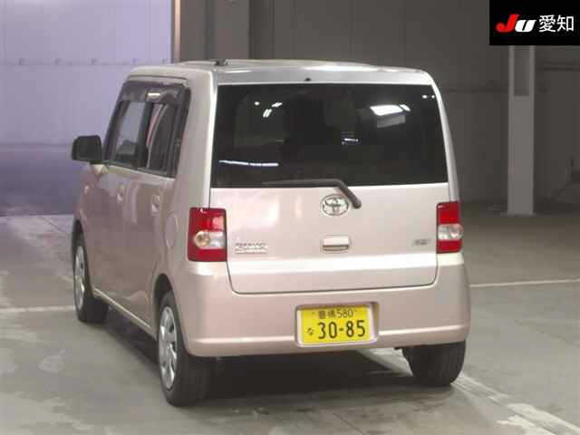 TOYOTA PIXIS SPACE 2013