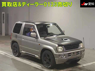 MITSUBISHI PAJERO MINI 2000