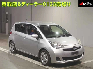 TOYOTA RACTIS 2012