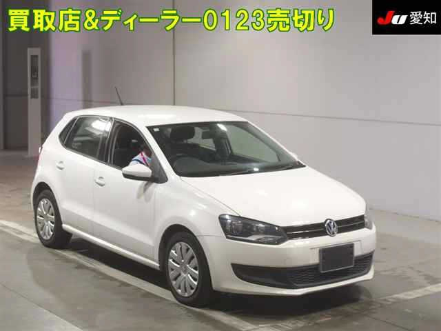 VOLKSWAGEN POLO 2014