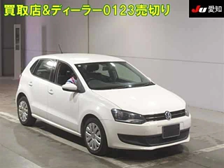 VOLKSWAGEN POLO 2014
