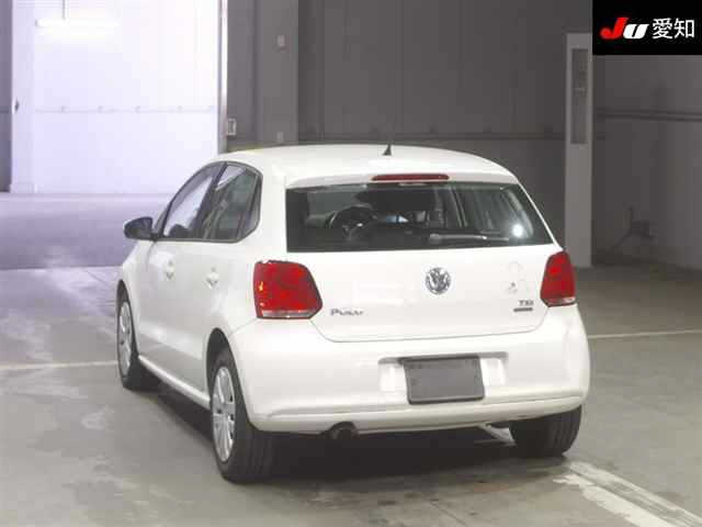 VOLKSWAGEN POLO 2014