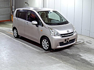 DAIHATSU MOVE 2011