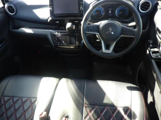 MITSUBISHI EK X 2019