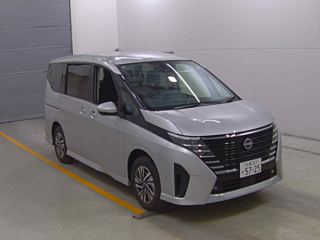 Заказать NISSAN SERENA