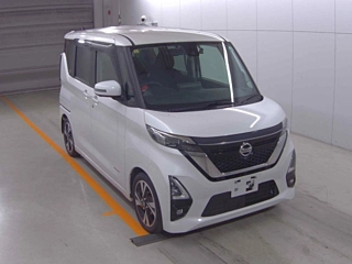 NISSAN ROOX 2020
