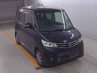 NISSAN ROOX 2010