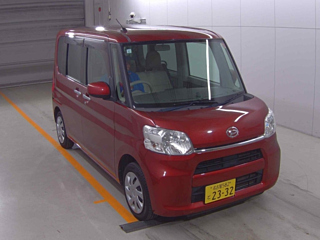 DAIHATSU TANTO 2014