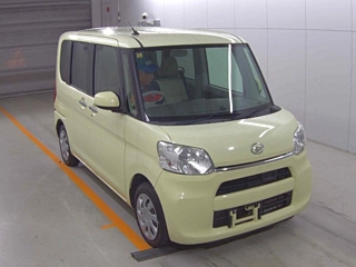 DAIHATSU TANTO 2014