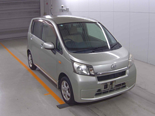 DAIHATSU MOVE 2013